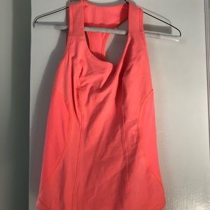 Lululemon workout tank